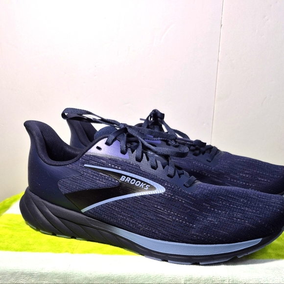 Brooks Other - Brooks Anthem 7 Running Shoe Men's Size 12 D